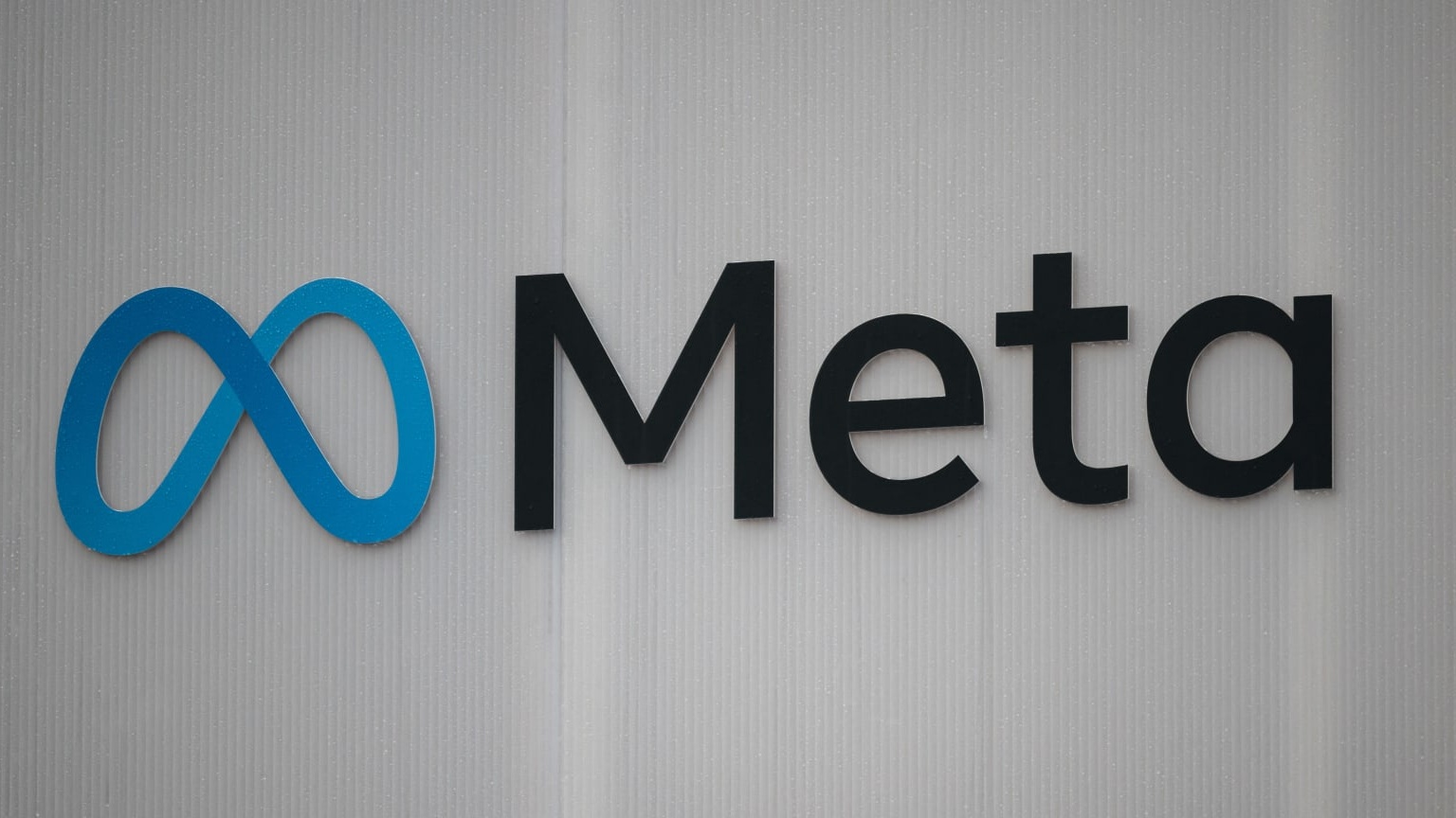 ميتا تلاحق المعلنين المخادعين عبر دعاوى قضائية