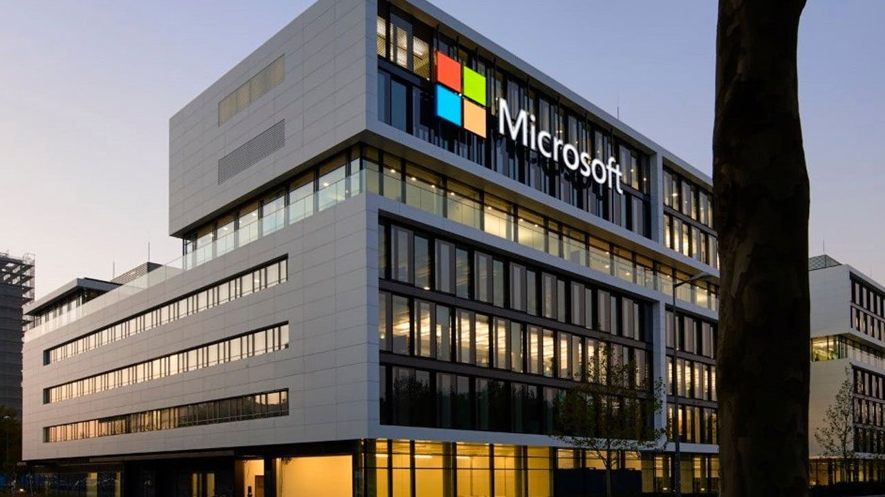 مايكروسوفت تخطط لتجنب تكرار أزمة "كرودسترايك" عبر تغييرات جذرية في الأمن الإلكتروني