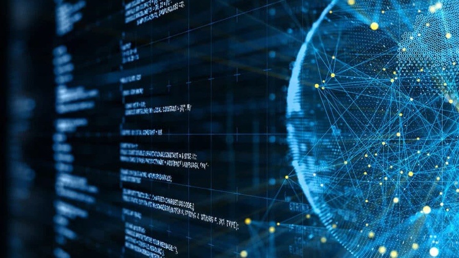 كشف هوية مشبوهة: شخصية غامضة تدير سوق روسي لبيع بيانات مسروقة